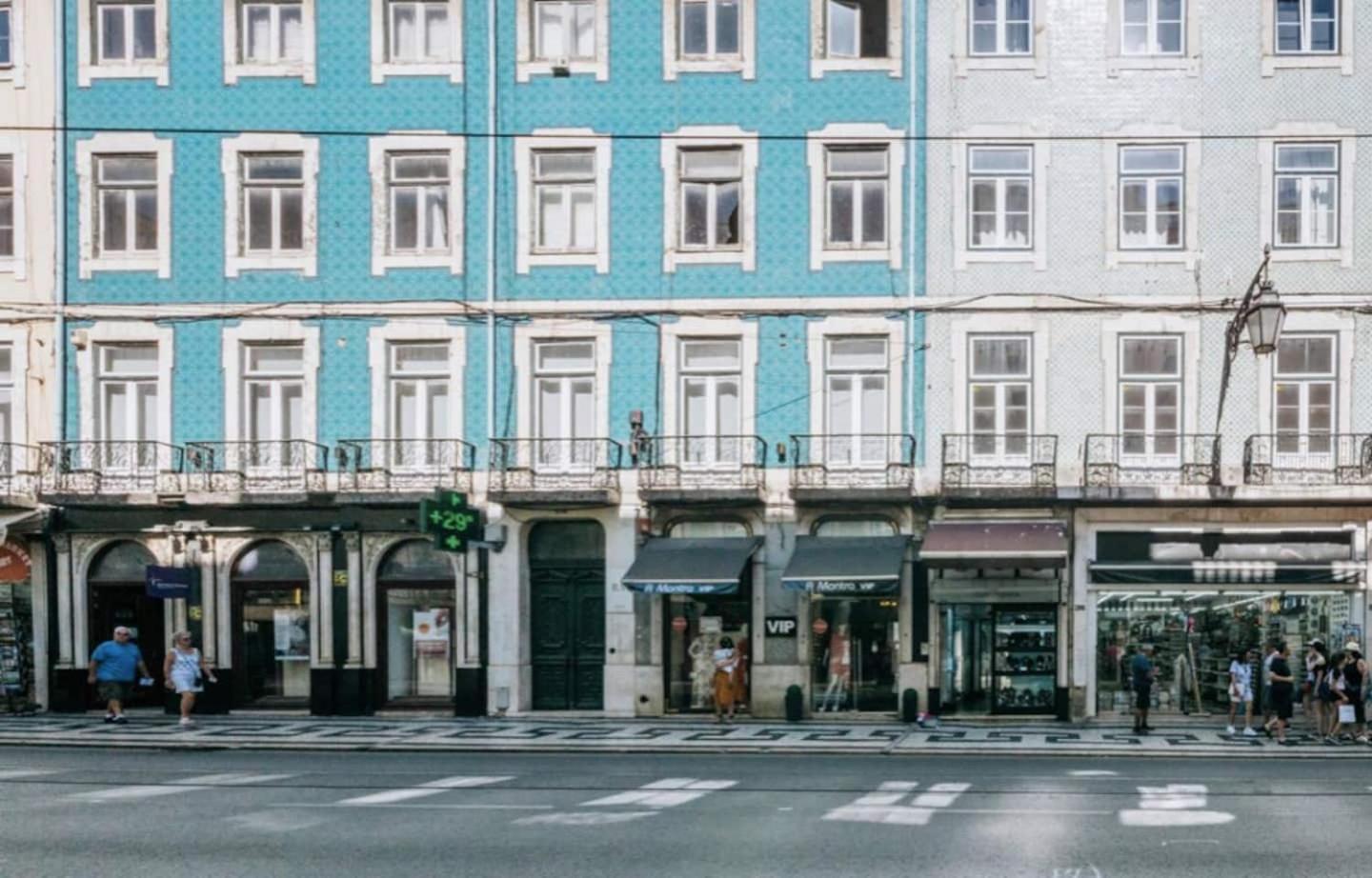 3 Bedroom Apartment In Baixa With River View Lisbon Bagian luar foto